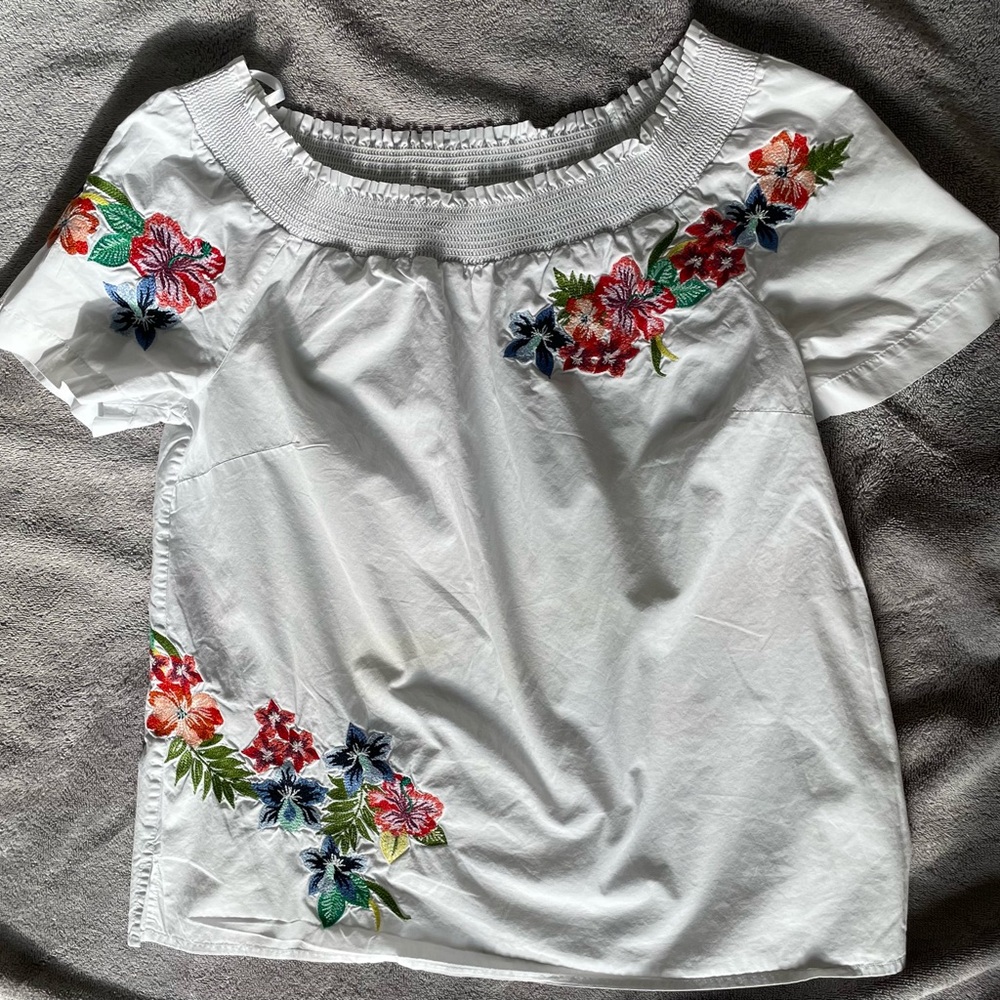 Talbots White Floral Embroidered Boho Peasant Blouse - Picture 2 of 6